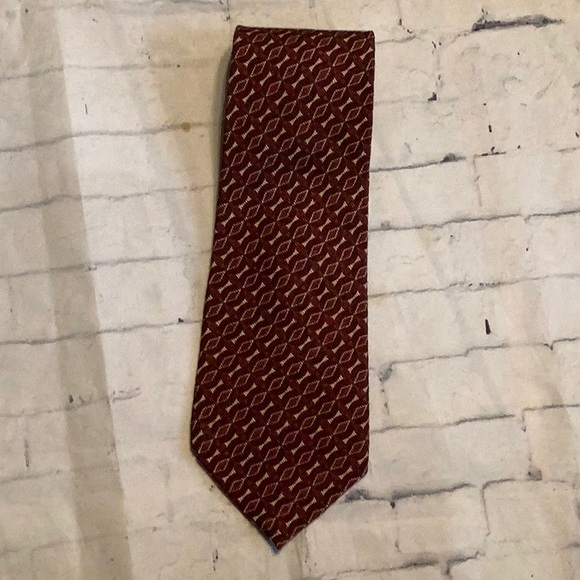 Versace Other - Men’s necktie Guess USA marroon deep red silk tie Great condition